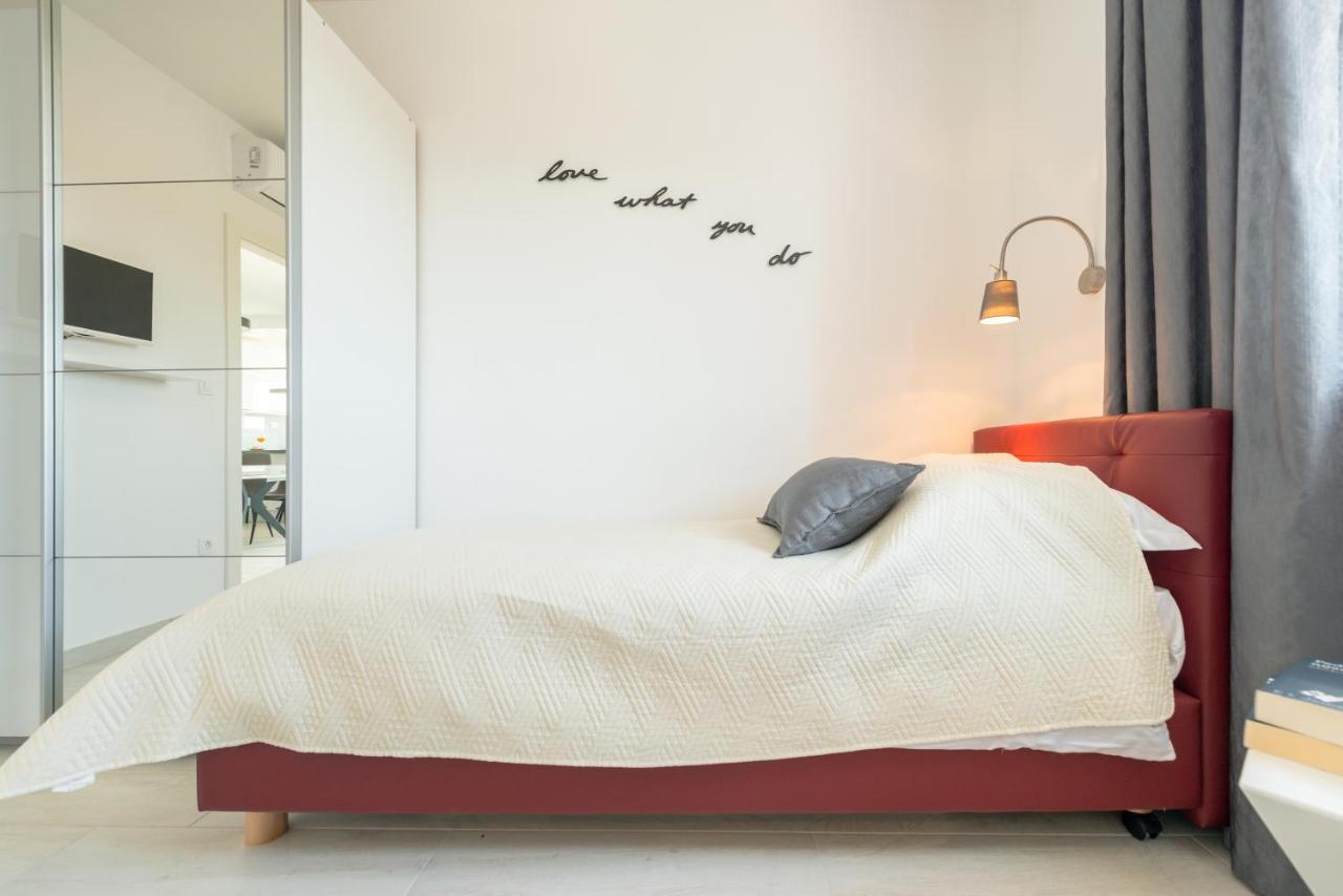 טרוגיר Modern 4* Luxury Apartment In Center מראה חיצוני תמונה